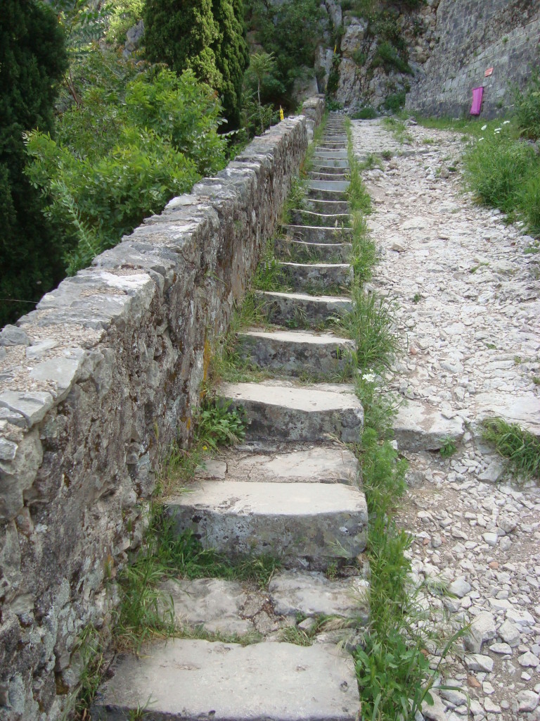 Kotor-Stairs to Fortress