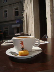 Coffee and lemon cakes at Astoria